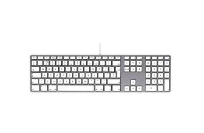 Apple - MB110B/B Wired Keyboard with Numeric Keypad Apple - MB110B/B Wired Keyboard with Numeric Keypad